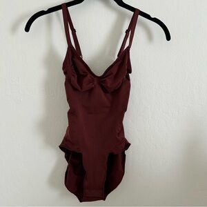 Skims Seamless Sculpt Bodysuit in Oxblood size Medium